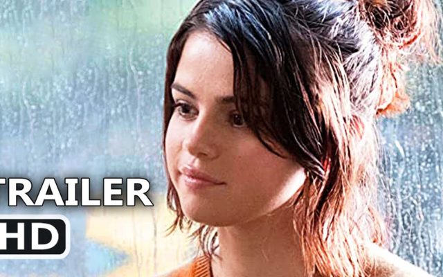 First Look at Selena Gomez in “A Rainy Day in New York”