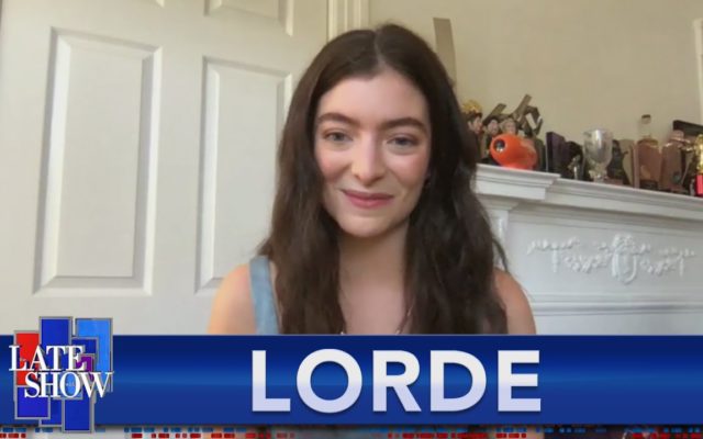Photo: ‘Lorde’ Shares The Story Behind Her “Behind” Album Cover Artwork